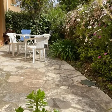 Warm And Spacious Flat With Balcony Apartament *